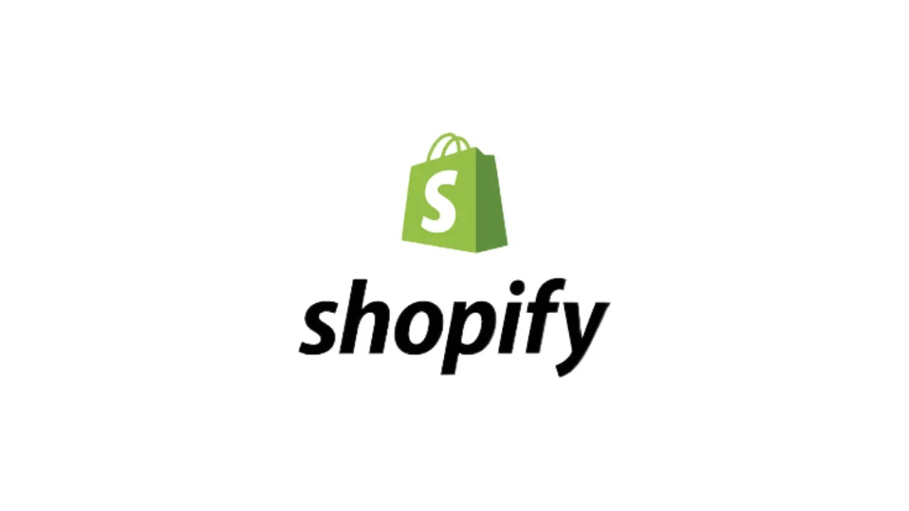 Online Shopify dropshipping course by ITPracticeTests showing course interface and setup steps for beginners.